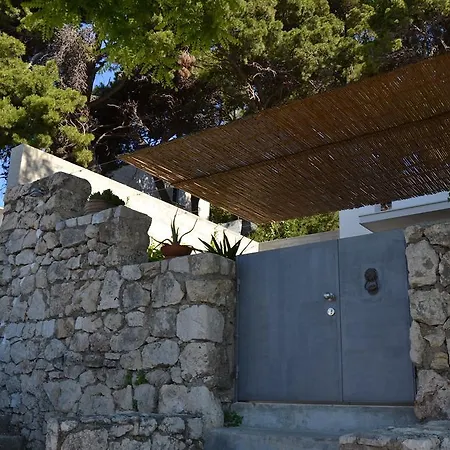 Design White Ντουμπρόβνικ