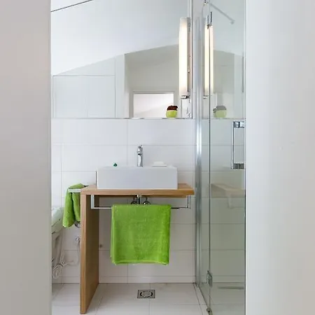 Design White دوبروفينك